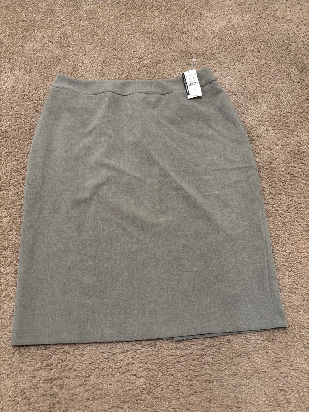 New York & Company Light Grey Pencil Skirt